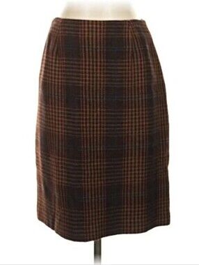 Classic Plaid A-Line Skirt in Brown